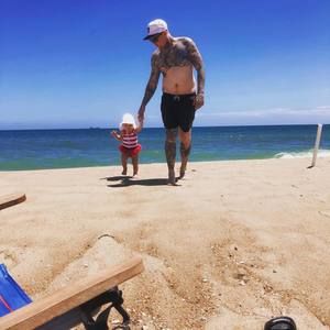 Meet your Posher, Tye